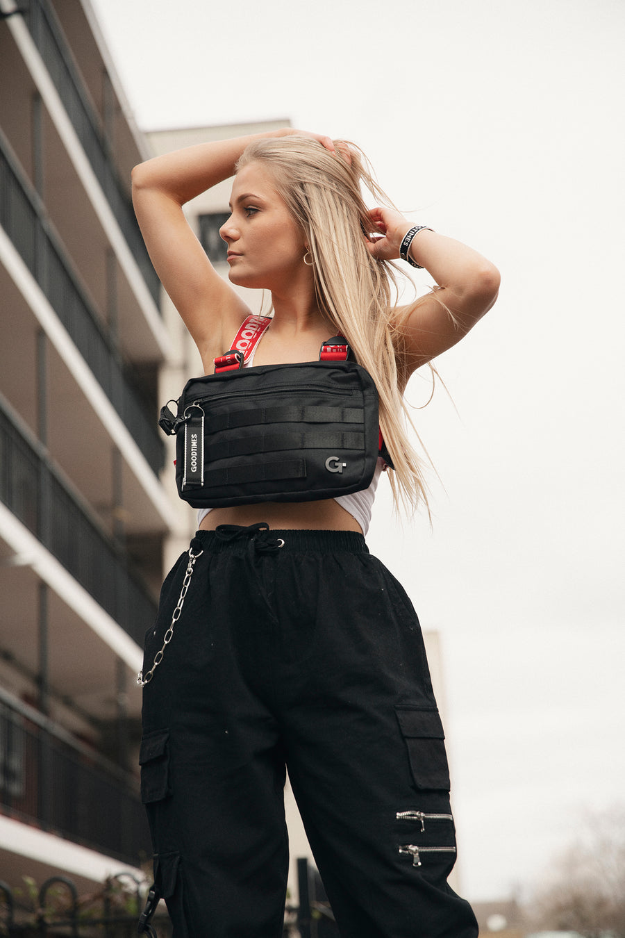 Kowloon Crest Bag - Black and Red